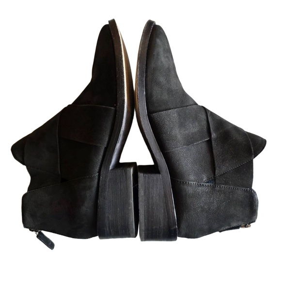 Eileen Fisher Boots Womens 7 Black Ankle Block Heel Suede Zipper Stylish - Picture 1 of 10
